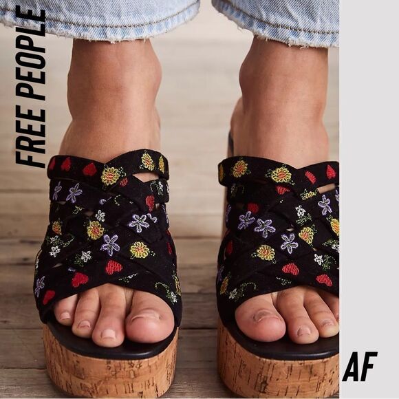 FREE PEOPLE LISBON PLATFORM MULES SIZE 39 NWT - Picture 3 of 16